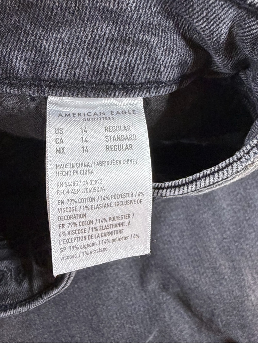 American Eagle Women’s Regular Fit Stretch Straight Leg Black Jeans Size 14 - Picture 5 of 6